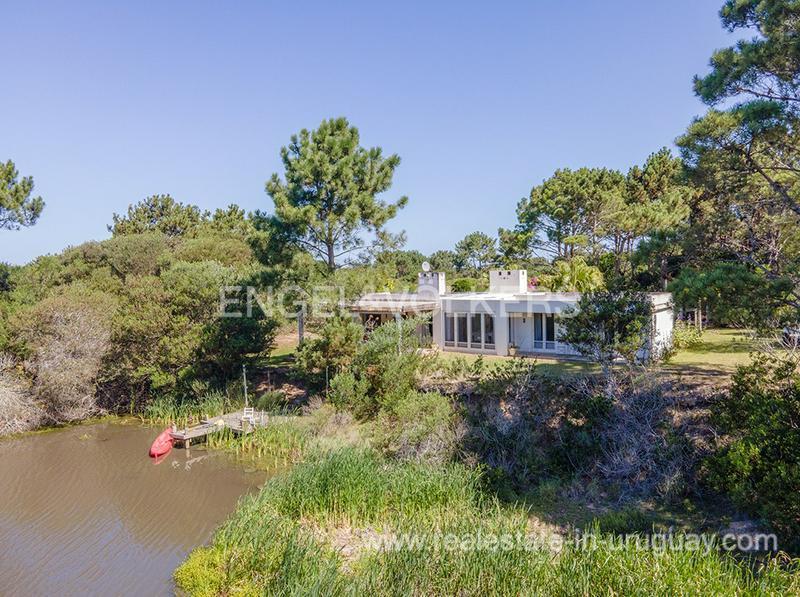 Adorable house in a gated community in Rocha Real Estate in Uruguay