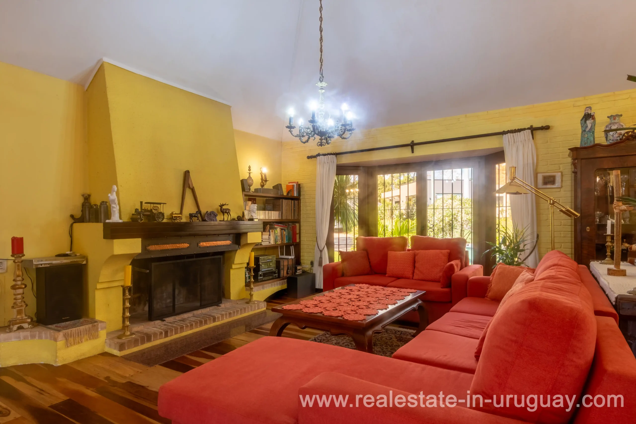 Solid house in Jardines de Cordoba Real Estate in Uruguay